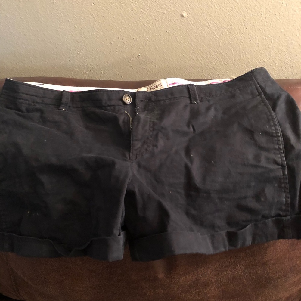 Old navy black shorts